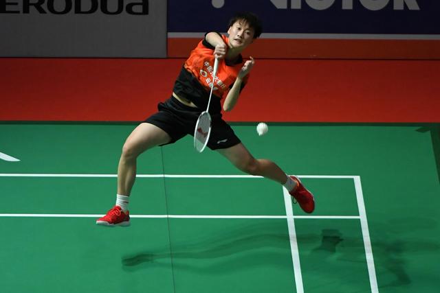 他经历了无 他经历了无