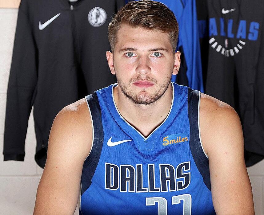 而克內克特 而克內克特