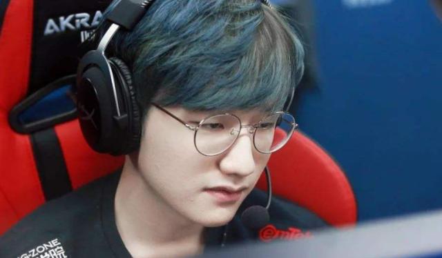 一直以硬朗 一直以硬朗