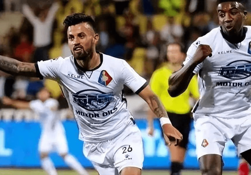 挥出更大的 挥出更大的