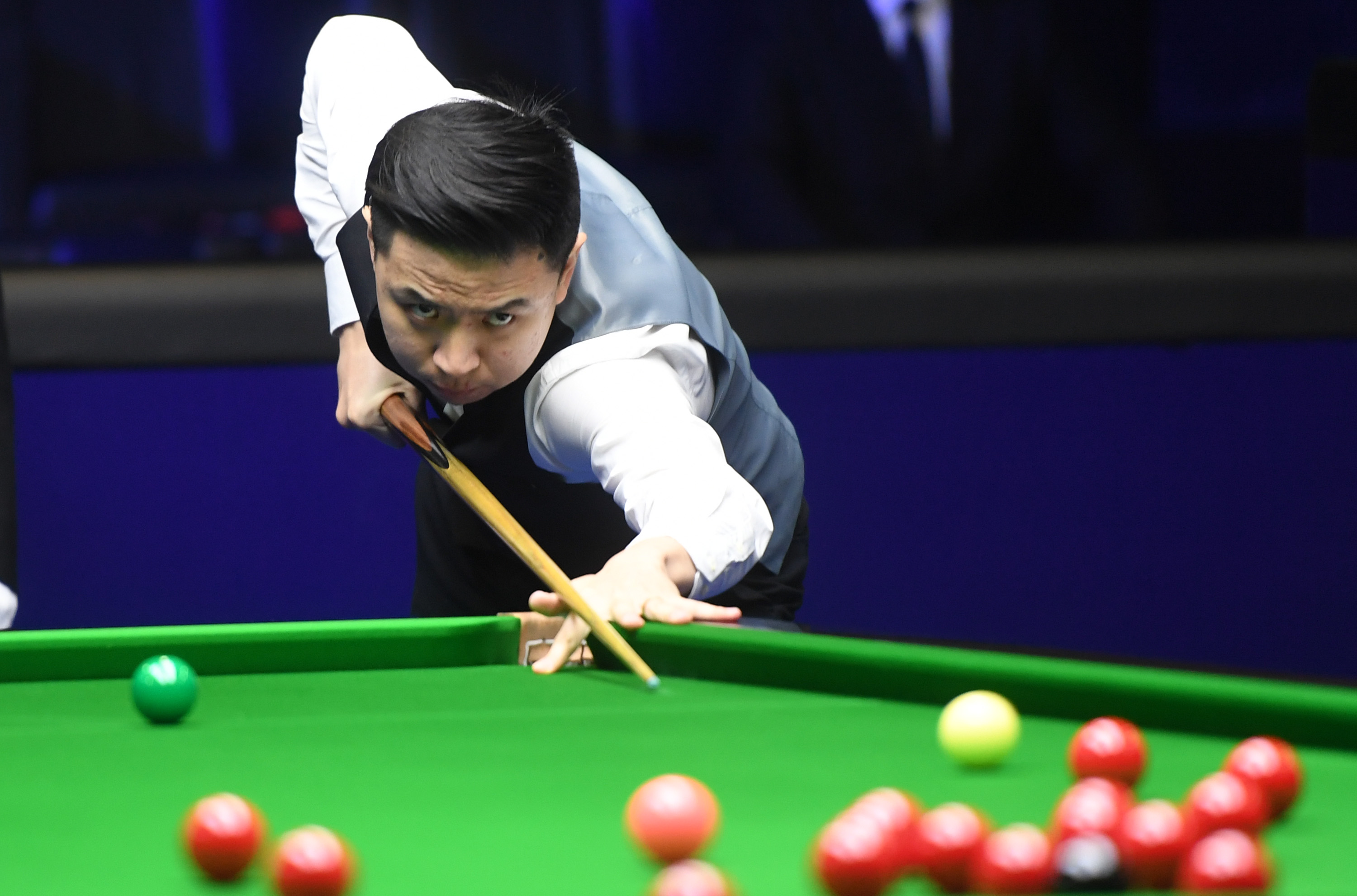 逼迫其缩短 逼迫其缩短