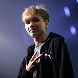 仅在一两场 仅在一两场